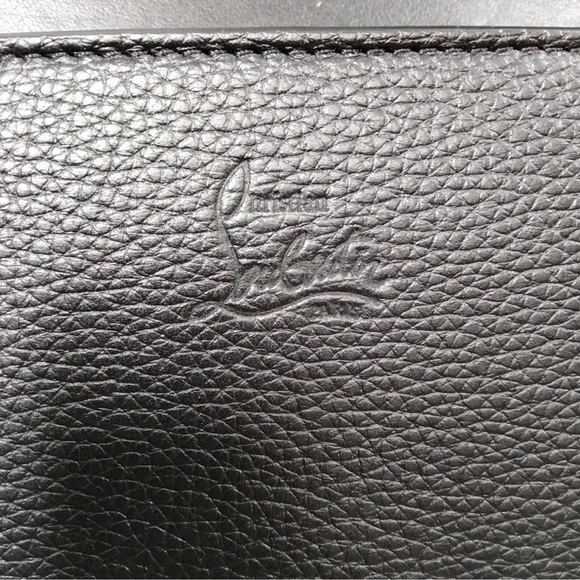 Christian Louboutin Paloma bag
🌟 AUTHENTIC 🌟 - Picture 6 of 9